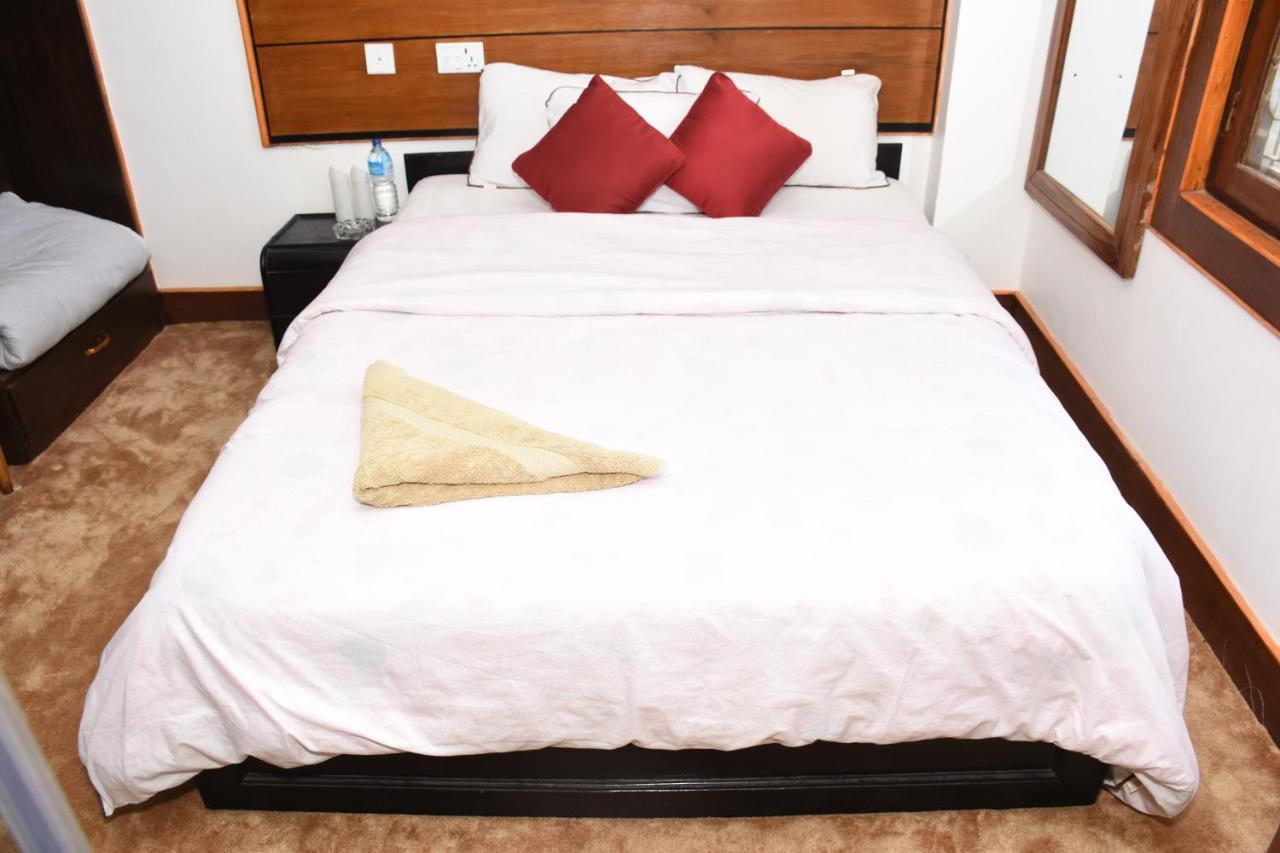 Panorama Resort And Spa Dhulikhel Bagian luar foto